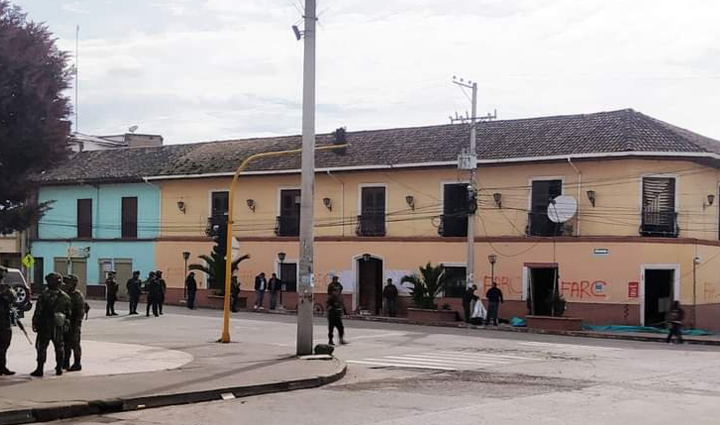 Radio Viva Fenix