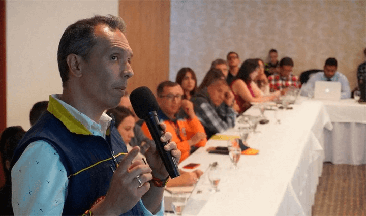 Radio Viva Fenix