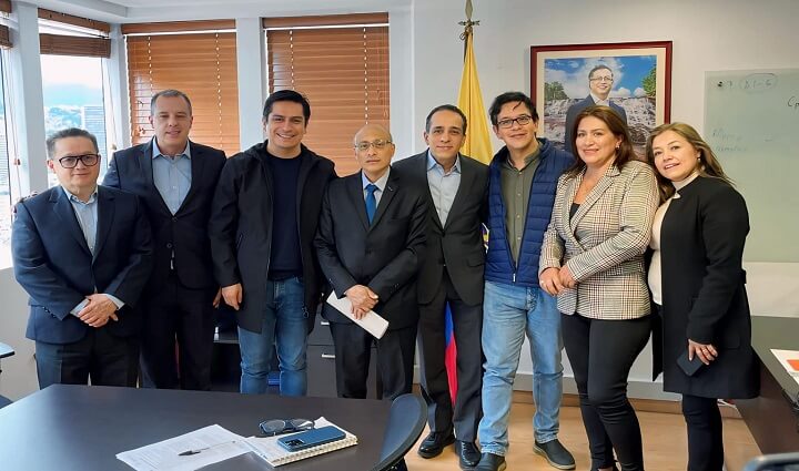 Radio Viva Fenix