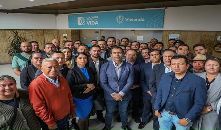 Radio Viva Fenix